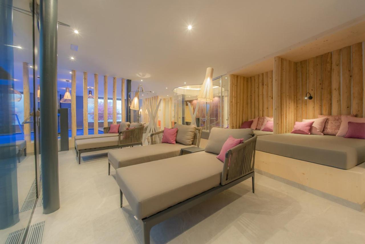 Hotel Rodella 셀바디발가르디나 외부 사진